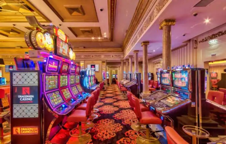 prediction ဂိမ်းလော်ဘီ Arcade Games Crash Mines Plinko မြန်မာ ကစားသမား MMK ဖြင့် ကစားနေမှု